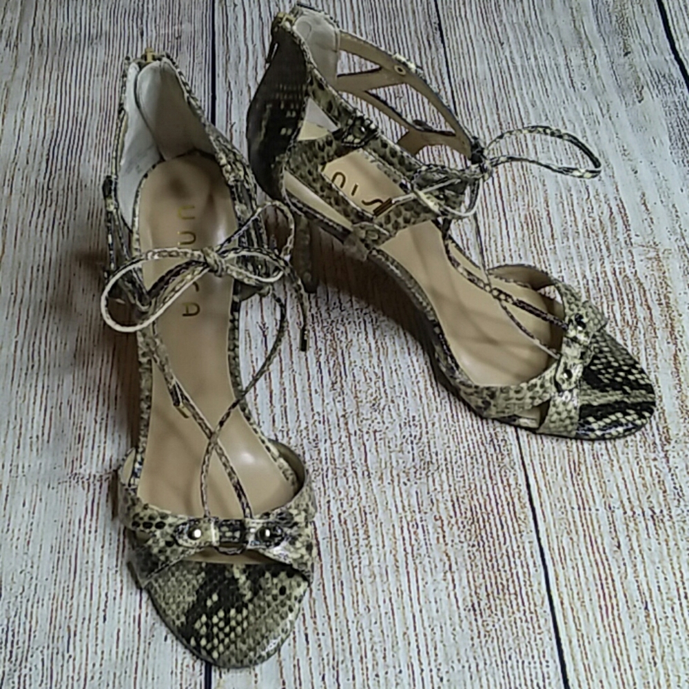 Unisa Python Zipper Open Toe pumps heels size 9m